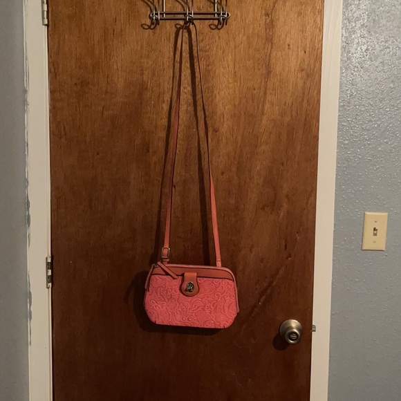 Pink Purse - Picture 2 of 4